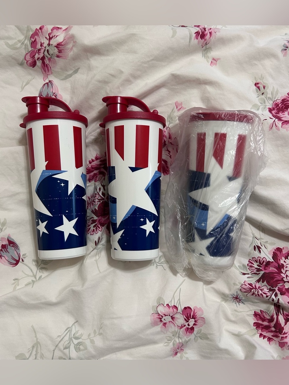 NEW Tupperware USA Tumblers